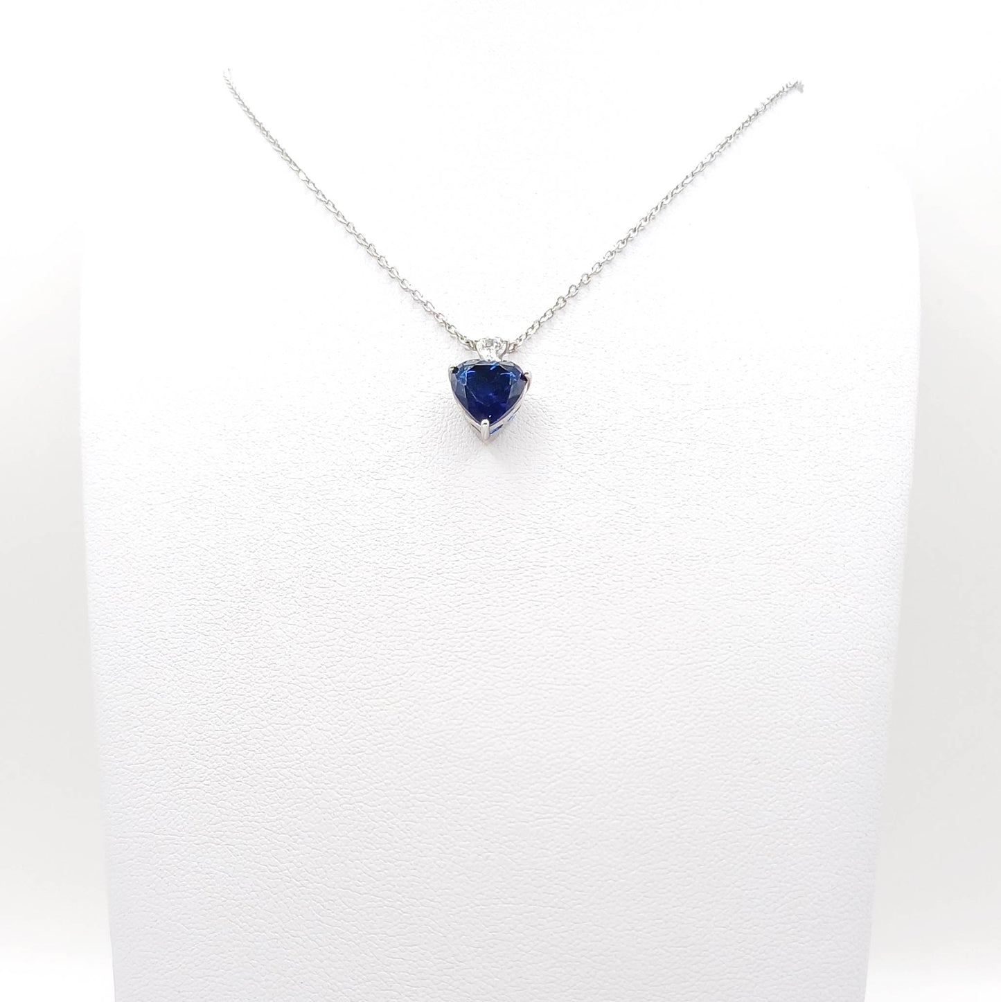 New women's necklace