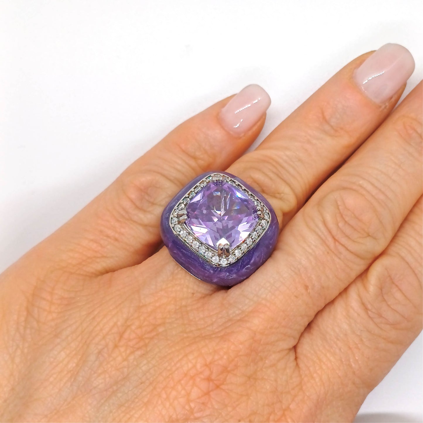 Anello Queen