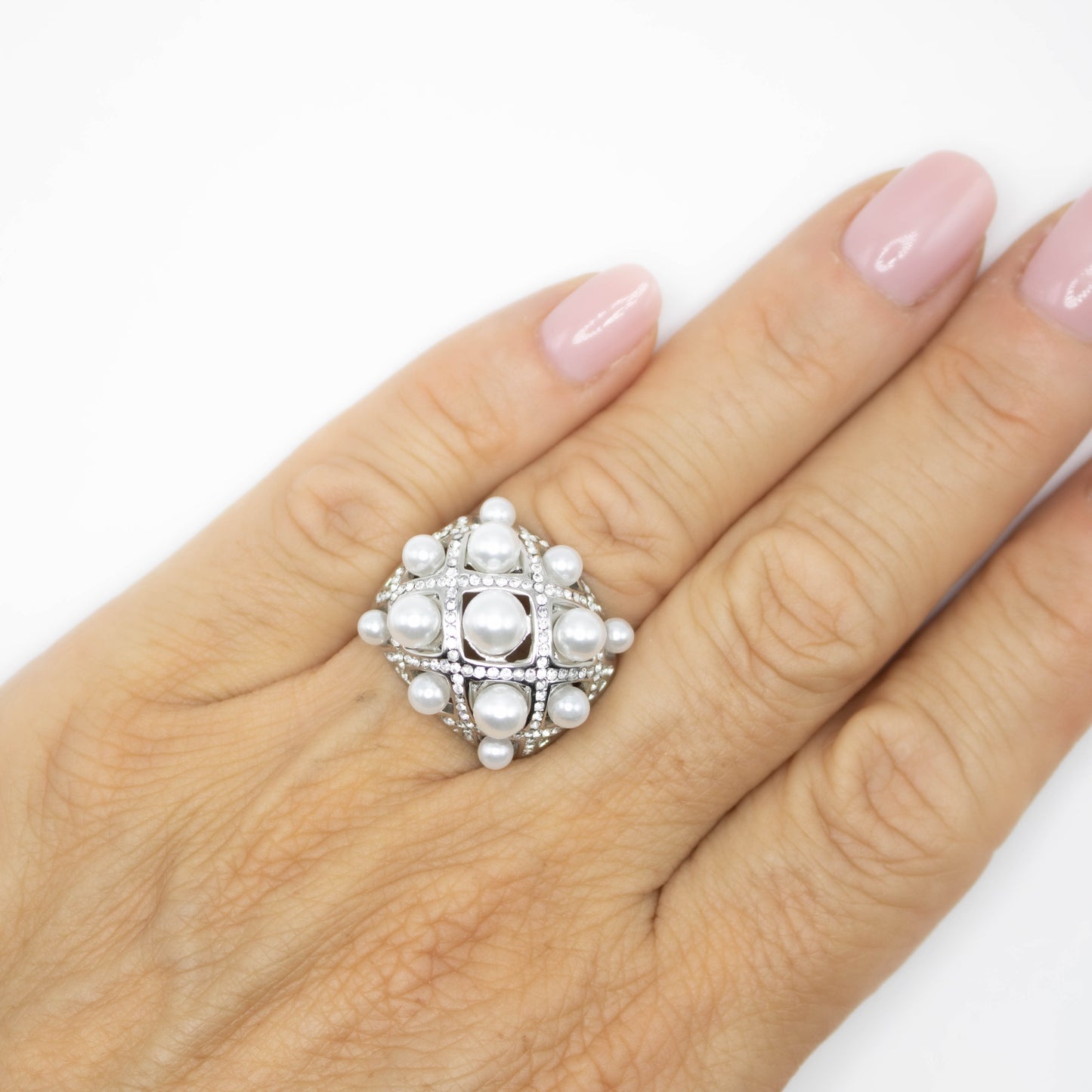 Anello Pearls