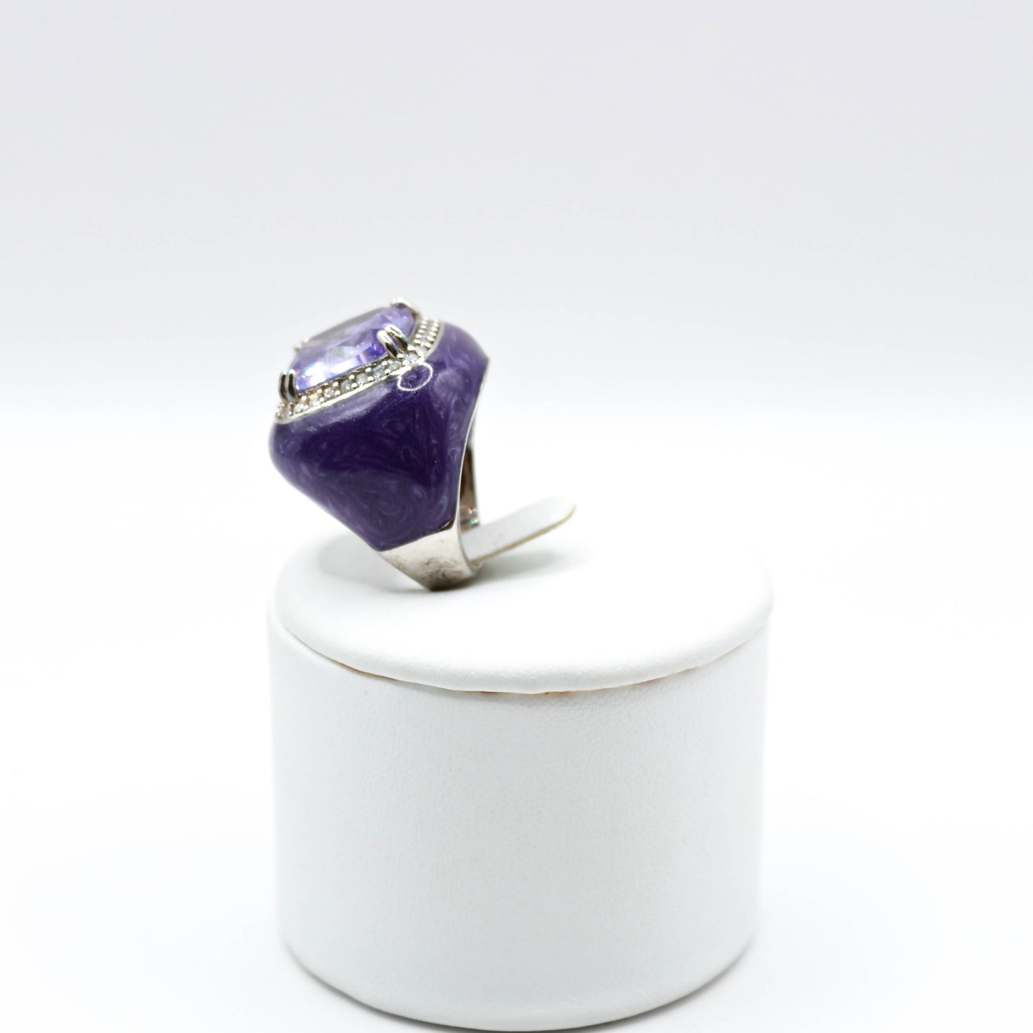 Anello Queen