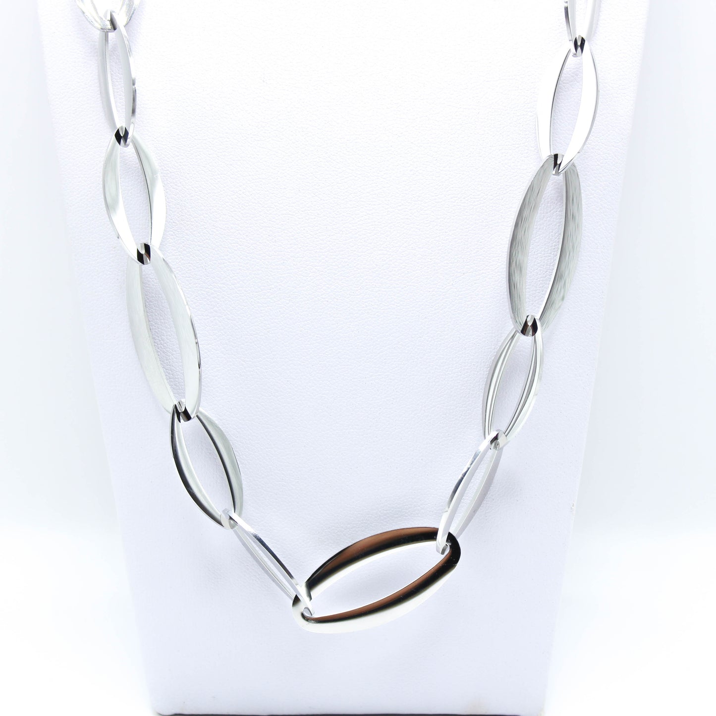 Collana Amelia