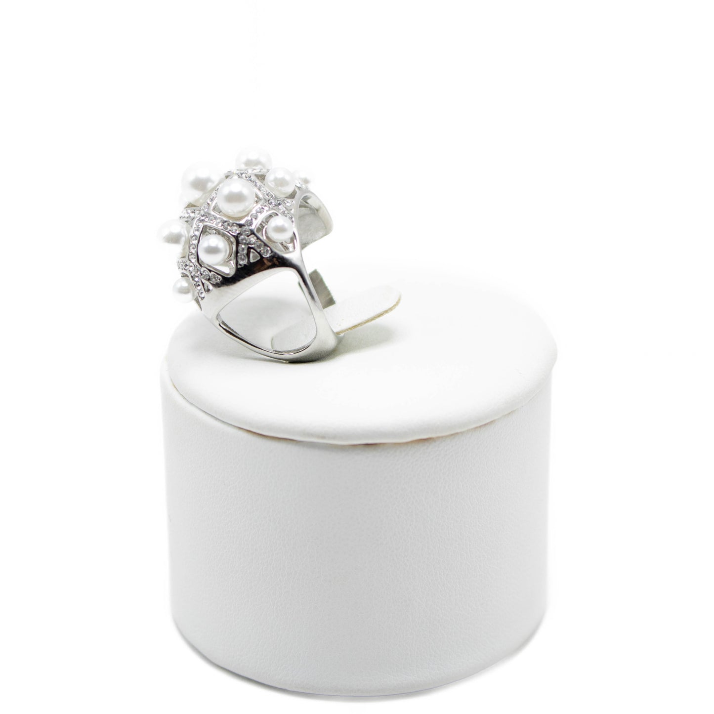 Anello Pearls